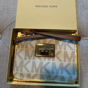 Michael Kors White/Brown/Gold Wristlet Brand New with Tags Never Used